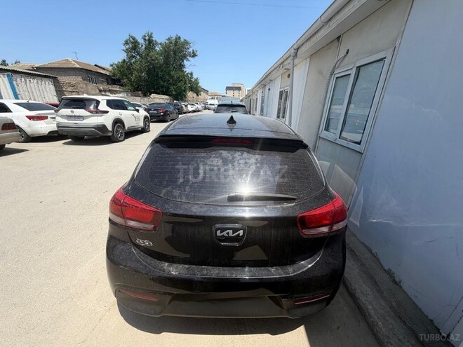 Kia Rio-2