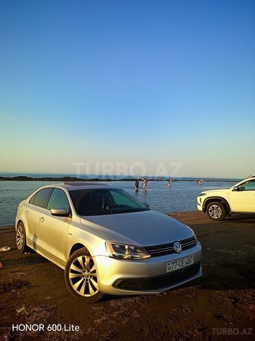 Volkswagen Jetta-3