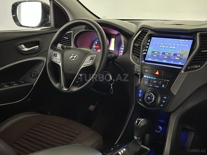 Hyundai Santa Fe-14