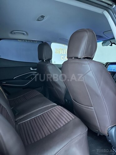 Hyundai Santa Fe-22