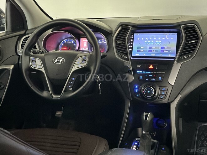 Hyundai Santa Fe-16