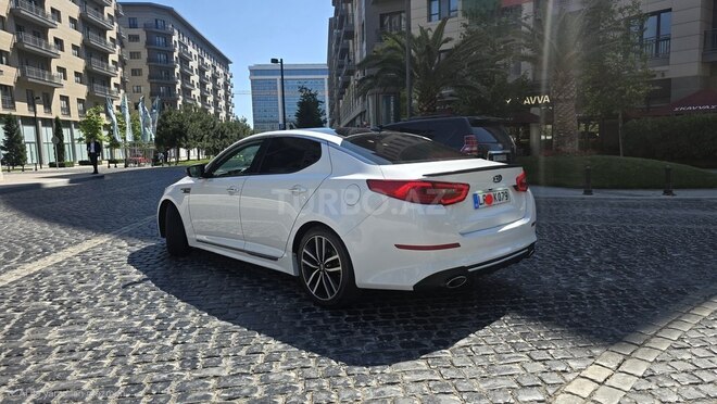 Kia Optima-5