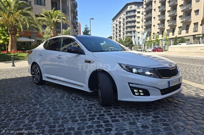 Kia Optima-4