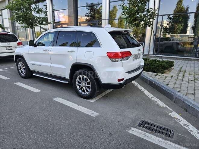 Jeep Grand Cherokee-10