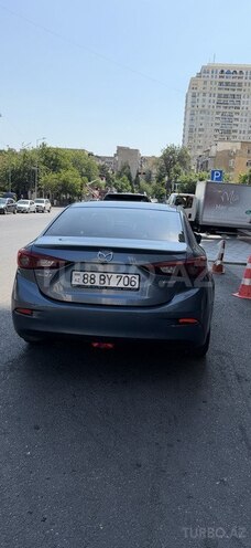 Mazda 3-2