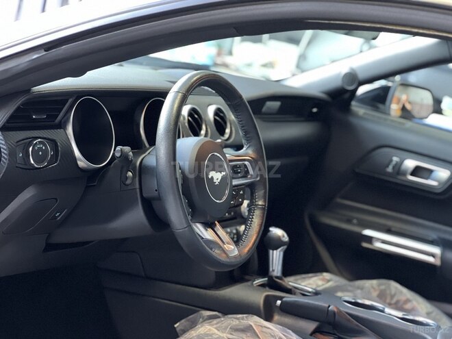 Ford Mustang-16