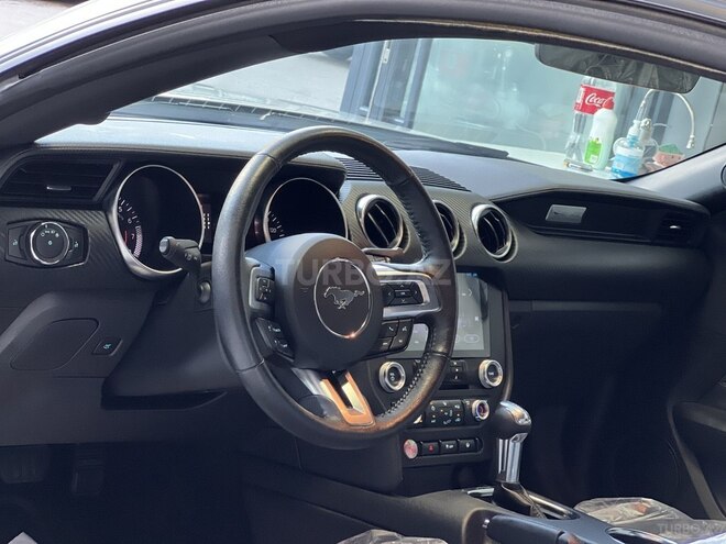 Ford Mustang-15