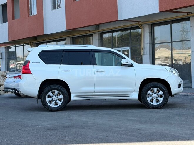 Toyota Land Cruiser Prado-2