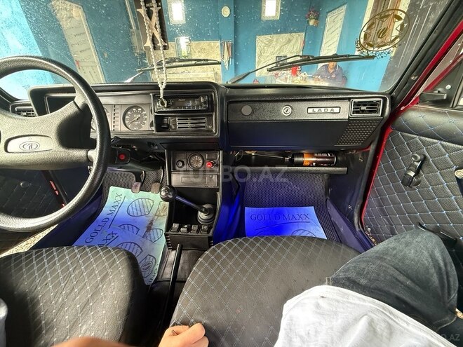 LADA (VAZ) 2107-2