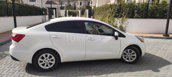 Kia Rio-3