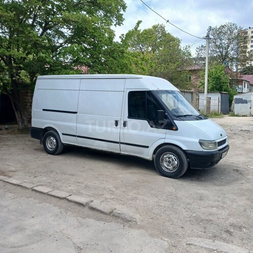 Ford Transit-4