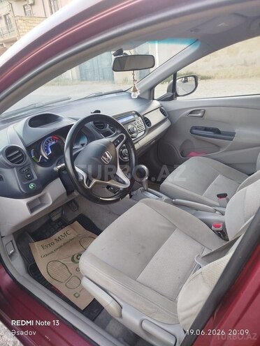 Honda Insight-5