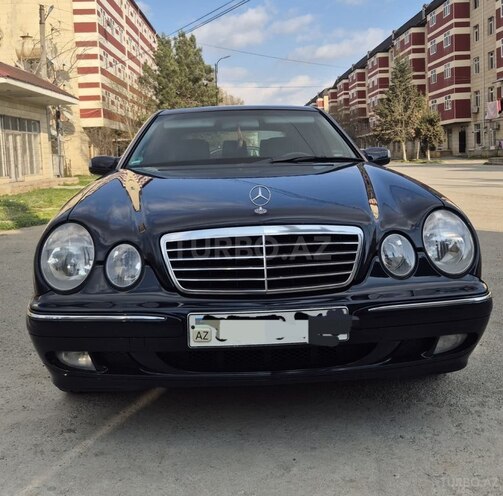 Mercedes E 240-15