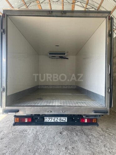 Ford Transit-6