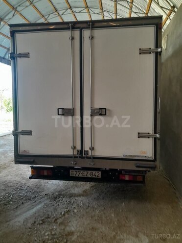 Ford Transit-13