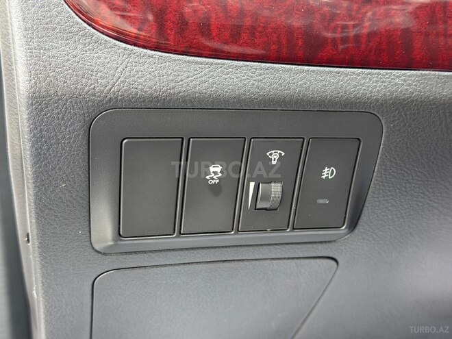 Hyundai Santa Fe-10