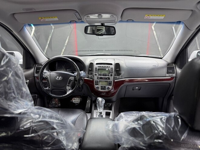 Hyundai Santa Fe-6