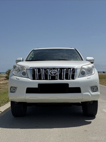 Toyota Land Cruiser Prado-1