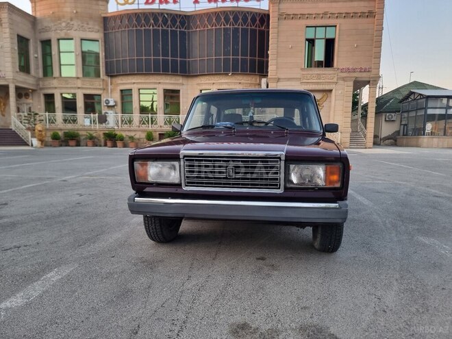 LADA (VAZ) 2107-2