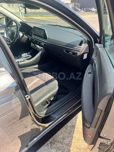 Hyundai Sonata-10