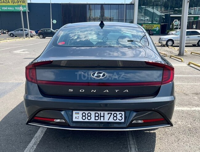 Hyundai Sonata-8