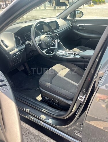 Hyundai Sonata-9