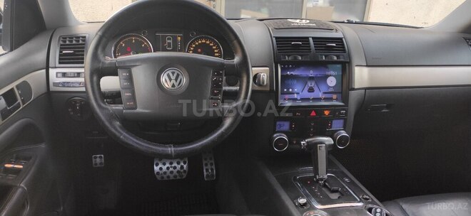 Volkswagen Touareg-11