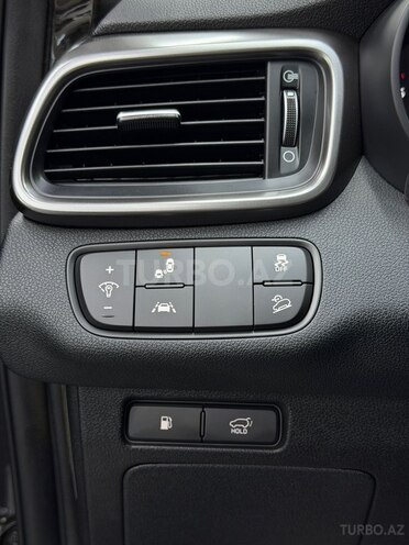 Kia Sorento-11