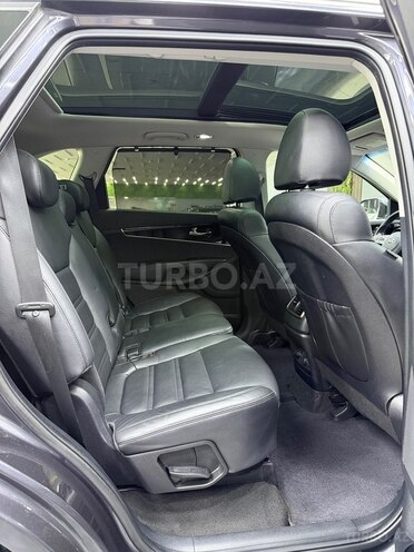 Kia Sorento-5