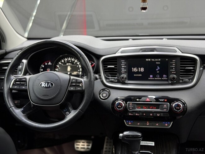 Kia Sorento-7