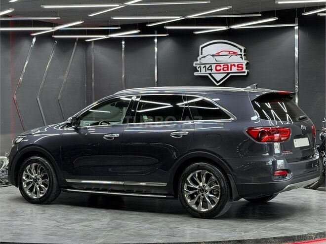 Kia Sorento-4