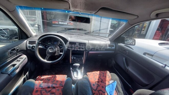 Volkswagen Golf-3