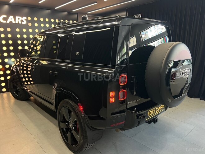Land Rover Defender-6