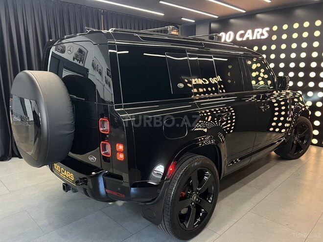Land Rover Defender-4