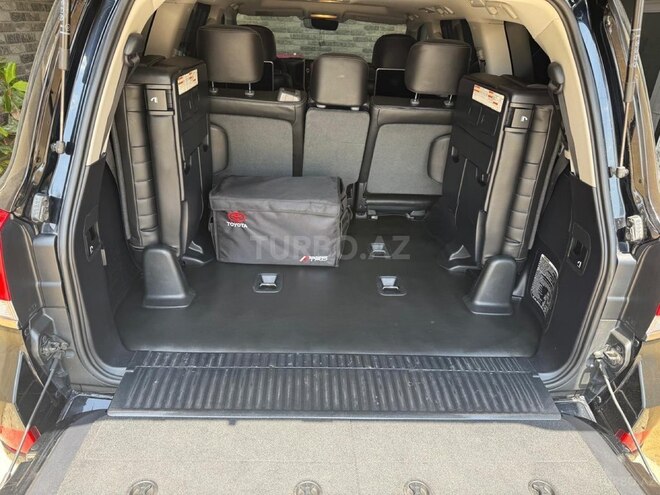 Toyota Land Cruiser-8