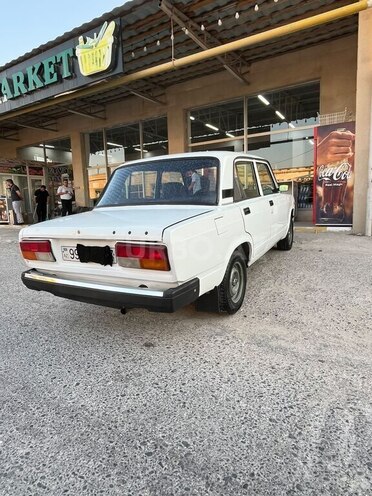 LADA (VAZ) 2107-4