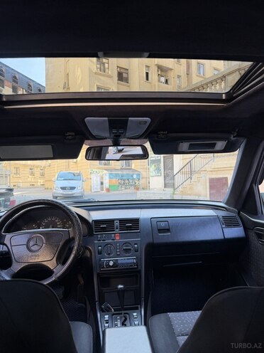 Mercedes C 180-6
