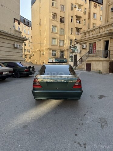 Mercedes C 180-2