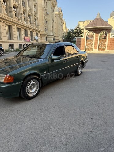 Mercedes C 180-3