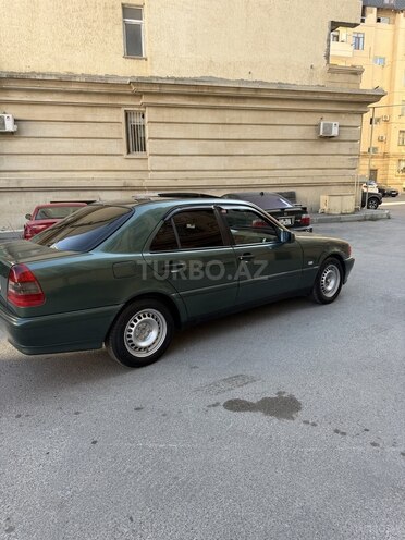 Mercedes C 180-5