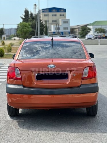 Kia Rio-2