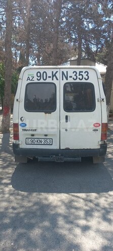 Ford Transit-2