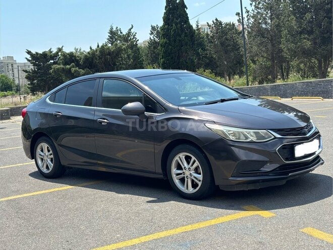 Chevrolet Cruze-2