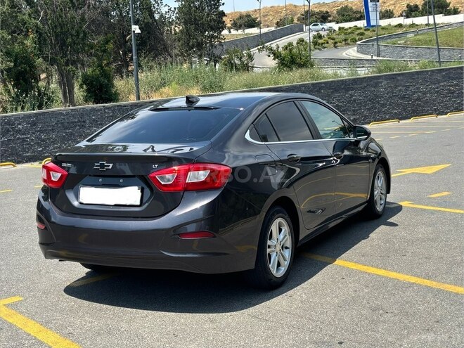 Chevrolet Cruze-4