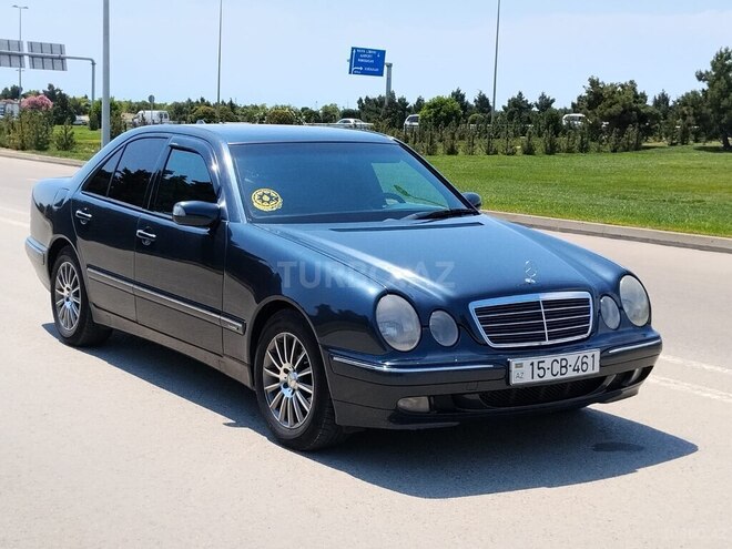 Mercedes E 280-17
