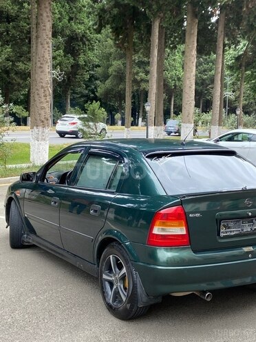 Opel Astra-2