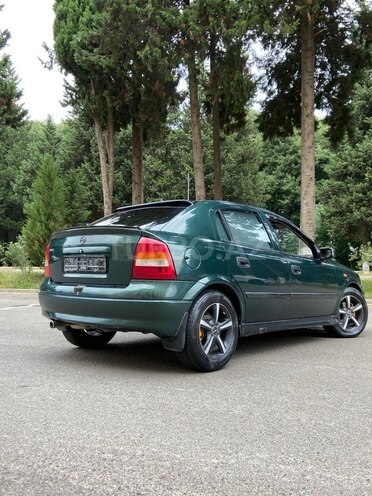 Opel Astra-3