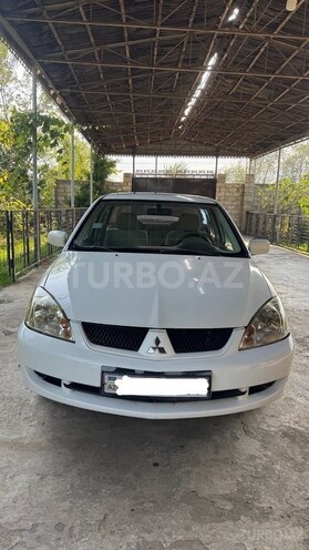 Mitsubishi Lancer-1