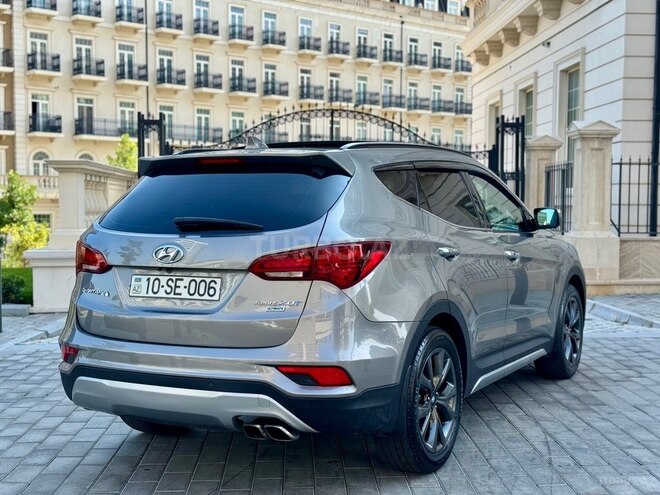 Hyundai Santa Fe-11