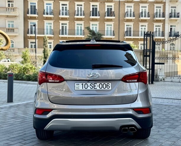 Hyundai Santa Fe-10